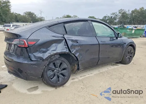 2025 Tesla Model Y from USA, damaged, VIN 7SAYGDEE5SA354806